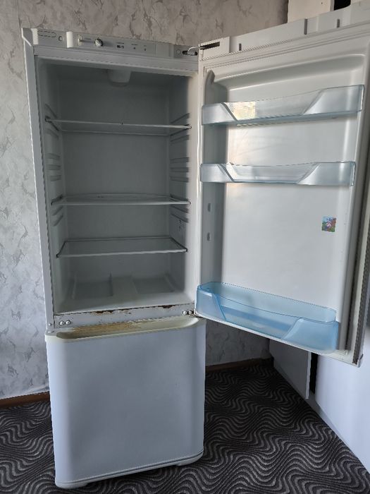 Продам холодильник б/у