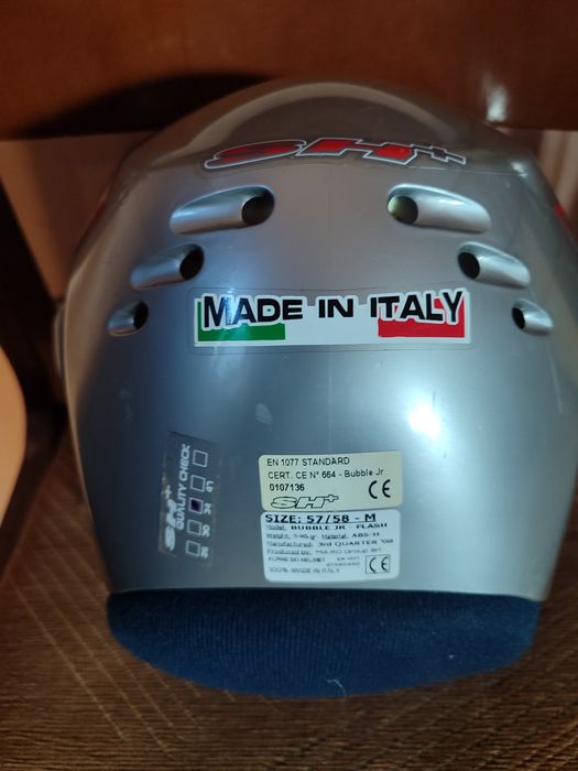 Шлём горнолыжный