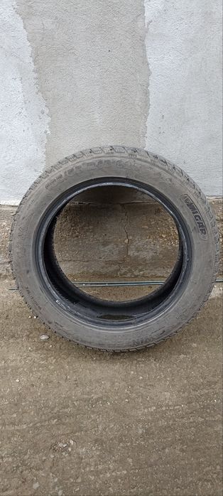 Vând 2  cauciucuri all seaseon 185/55 r15 ca noi