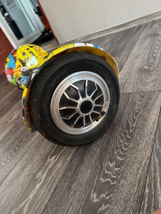 Vând Hoverboard Myria de 10 inch