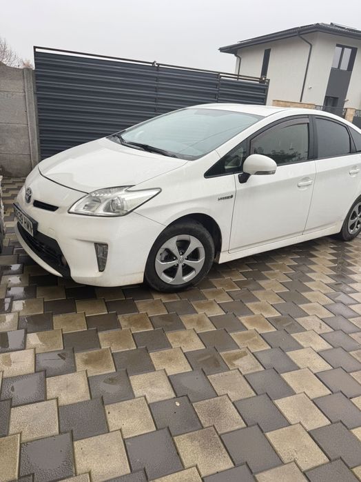 Toyota pryus gpl 2012 final