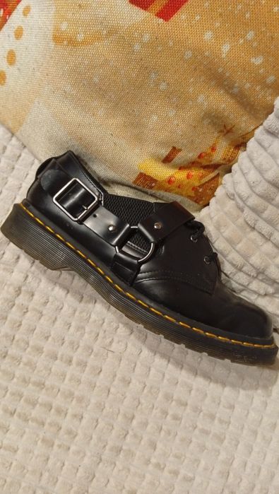 N.42 Оригинални обувки Dr. Martens-супер запазени