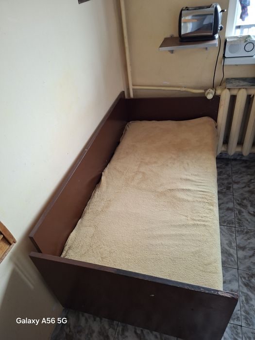 Кухненски диван разтегателен.