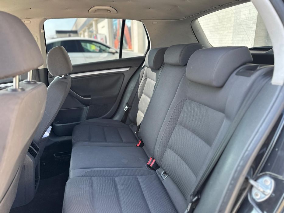 Volkswagen Golf V 1.9 TDI 105 CP – 2006