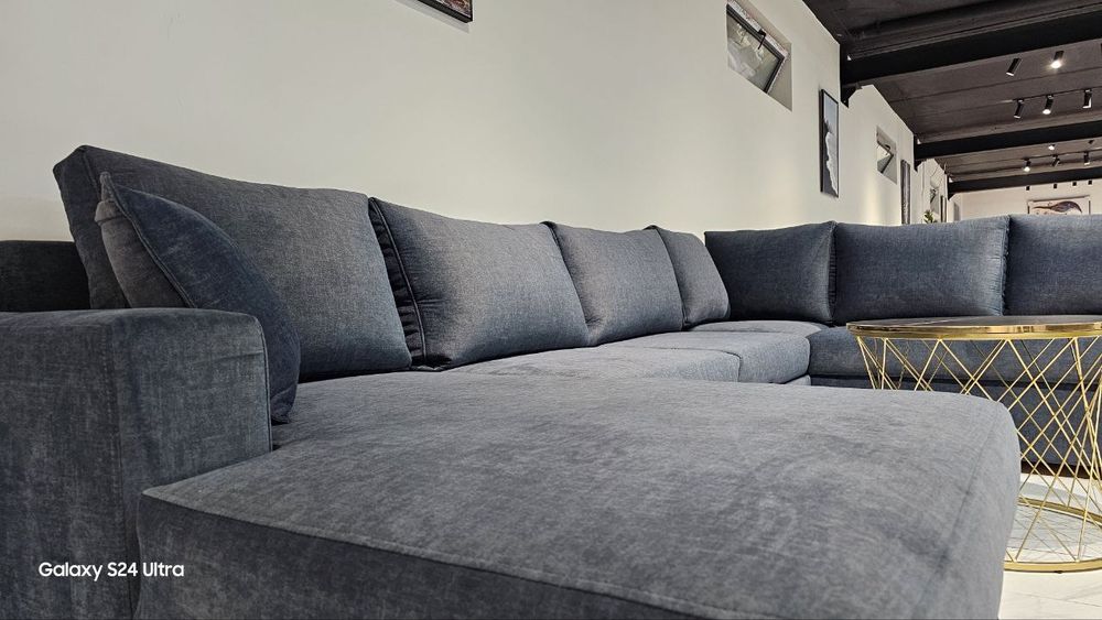 Большой угловой диван