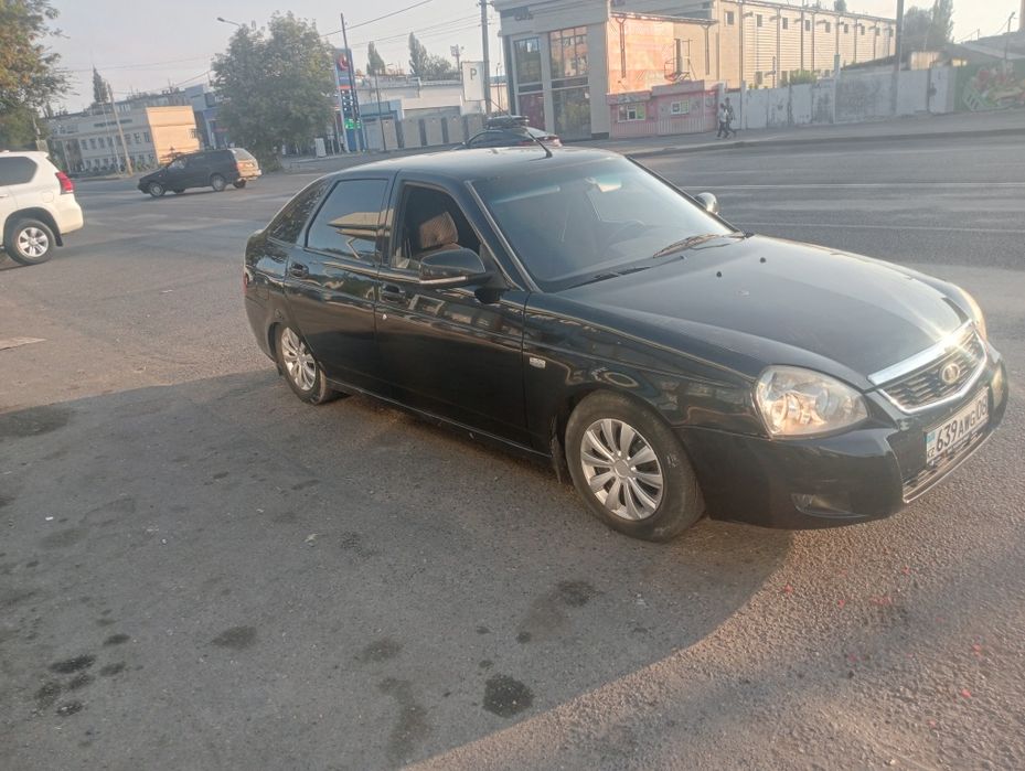 Приора хэтчбек люкс