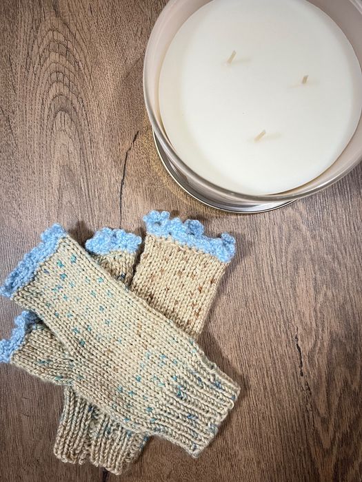 Нови ръчно плетени ръкавици без пръсти