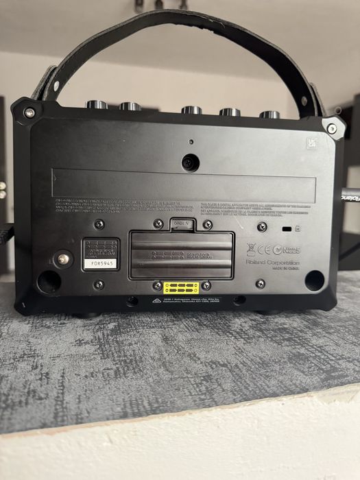 Boxa roland mobile cube
