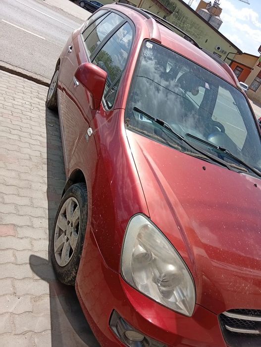 Dezmembrez  KIA CARENS 2008 2.0 CRDI 140 CP E4