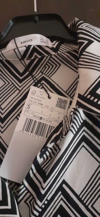 Риза Mango с етикет