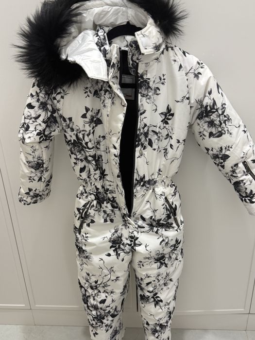 Продам детский комбинезон