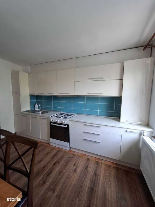 Apartament de 3 camere, decomandat, 68 mp., zona Independentei — fotografia 1