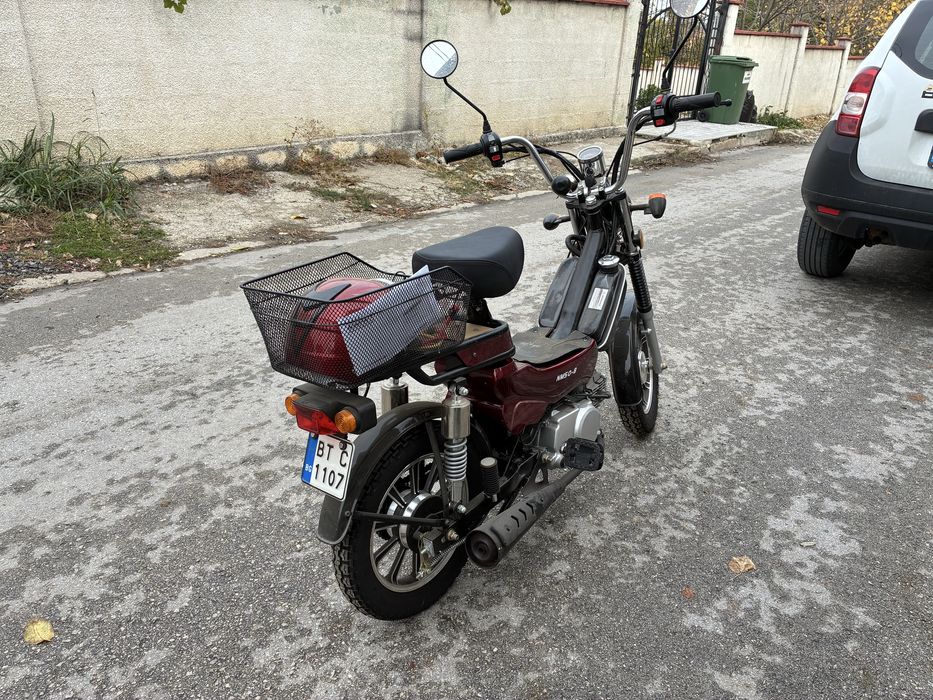 Бензинов мотопед педалетка 49 куб.см