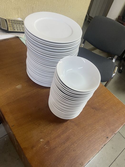 Продам тарелки б/ у