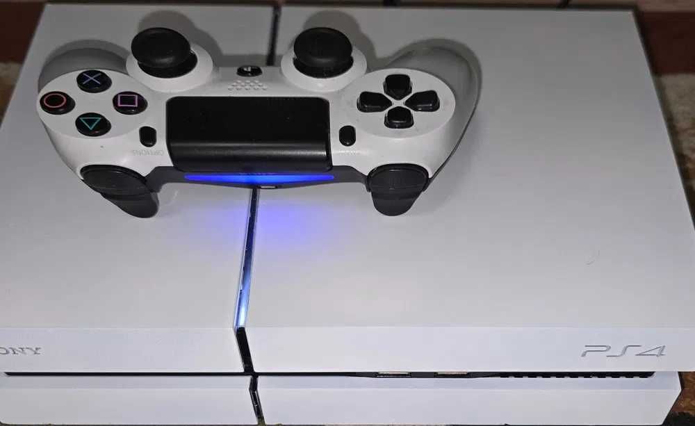 PS4 alb  |  500Gb