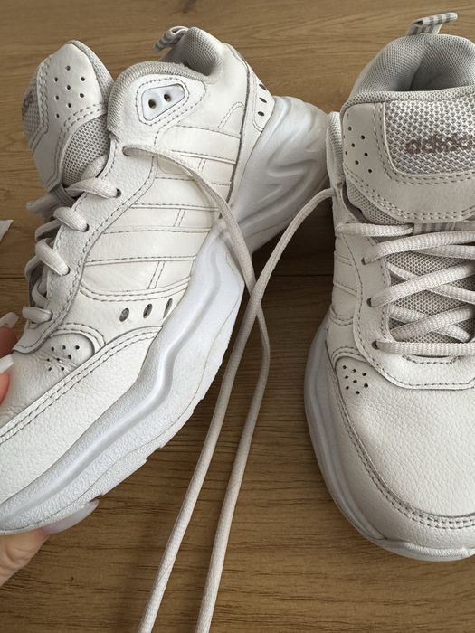 Маратонки adidas