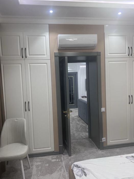 Продается 4 комн каартира в ЖК Баурум