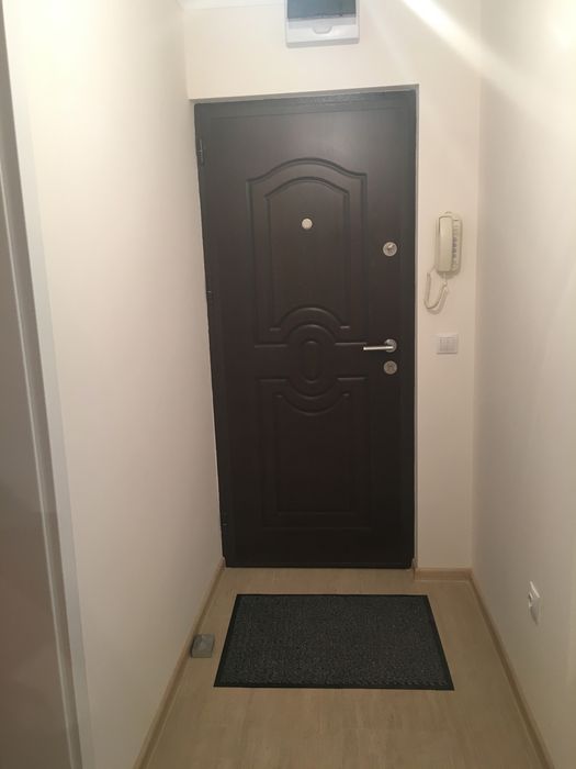 Inchiriez garsoniera decomandata (spatiu comercial) in Slatina, Olt