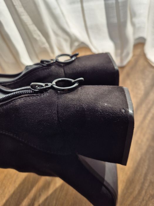 Botine negre Bershka
