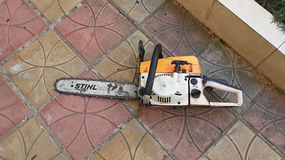 Верижен моторен трион