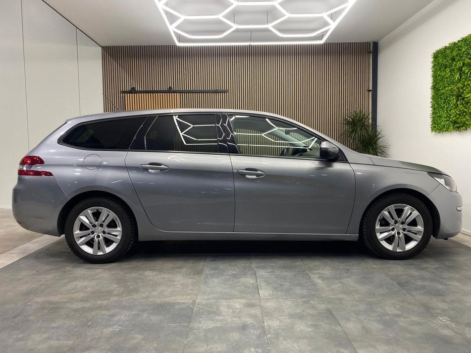 Peugeot 308 t9 generație 2014-2021