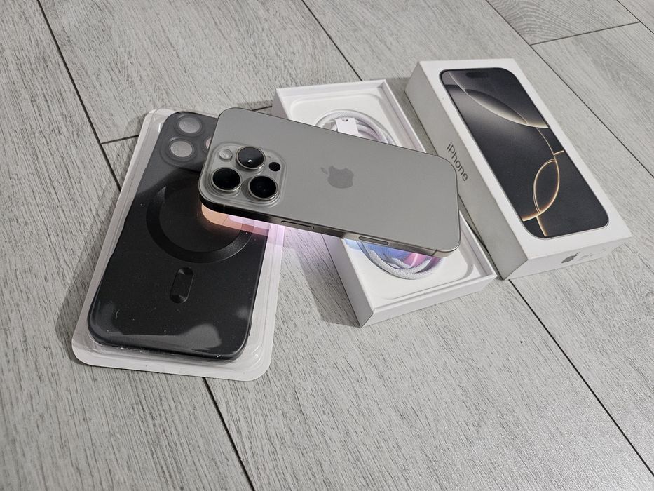 Vand Iphone 16 Pro 256 Gb neverlocked nefolosit (16 cicluri incarcare)