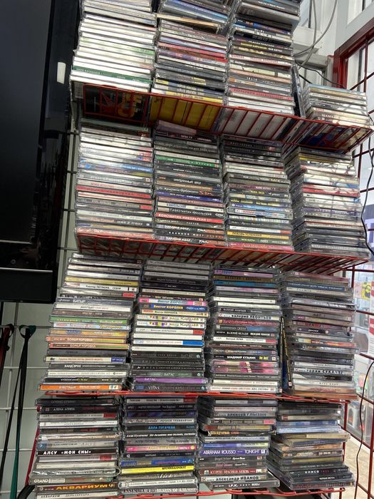 CD Компакт Диски  (Более 2000 шт! )