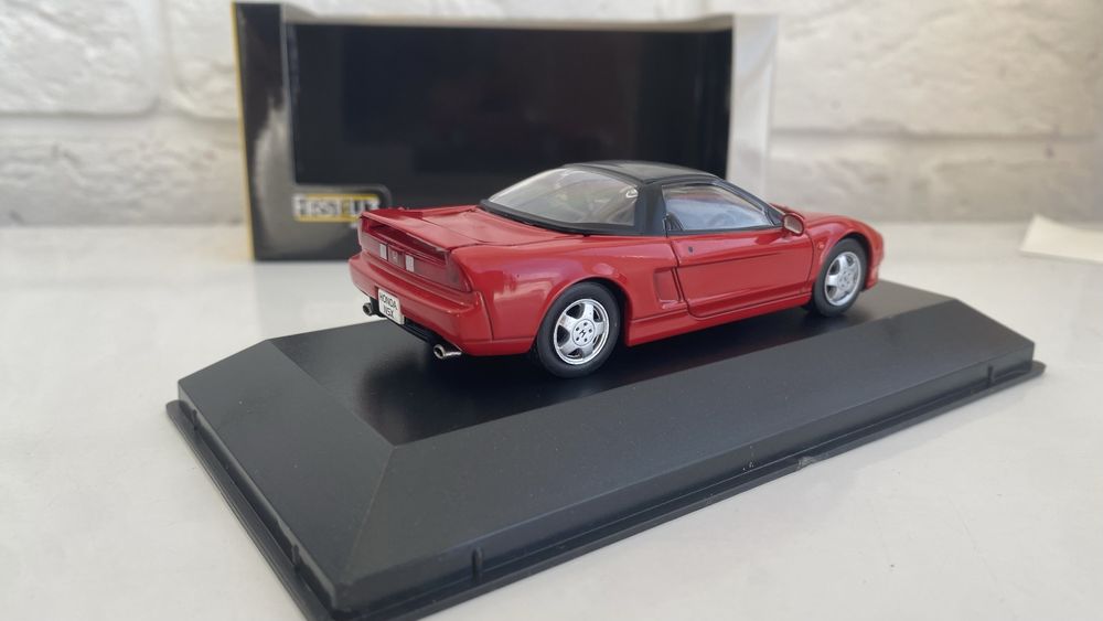 Мамштабная модель Honda 1/43