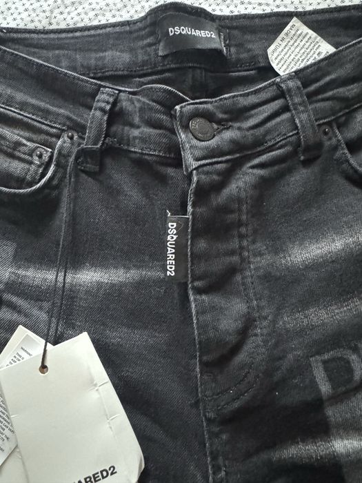 Blugi Dsquared2 -marimea 32