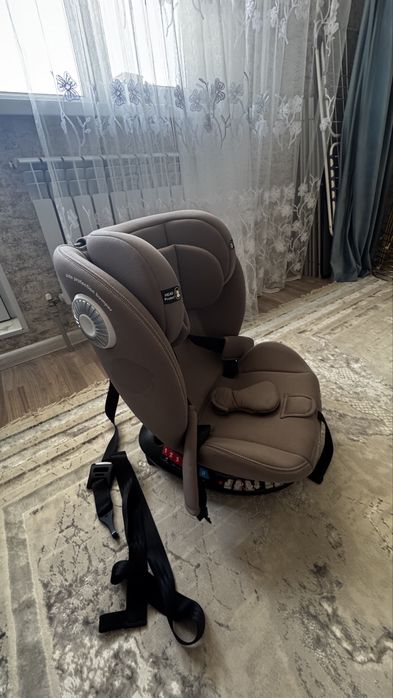 Автокресло Tiny Tots KRC001