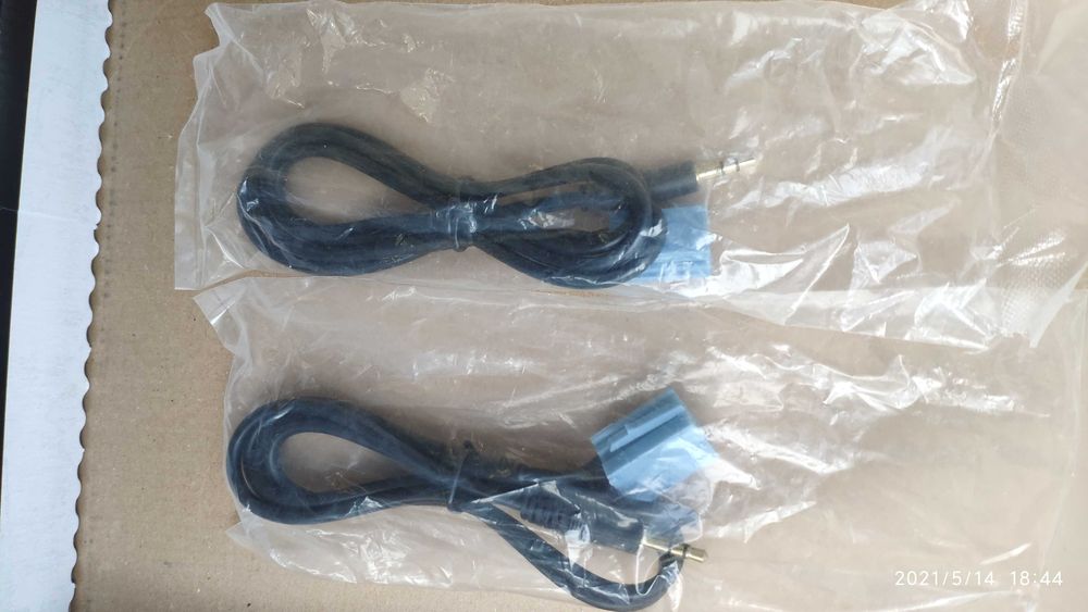 Cablu radio auto conectare smartphone, mp3 player, etc.- sigilat