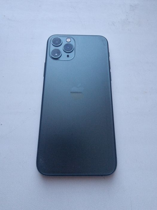 Iphone 11 pro в отличном состоянии