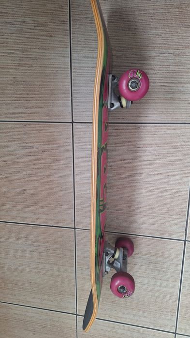 Vand Placa skateboard