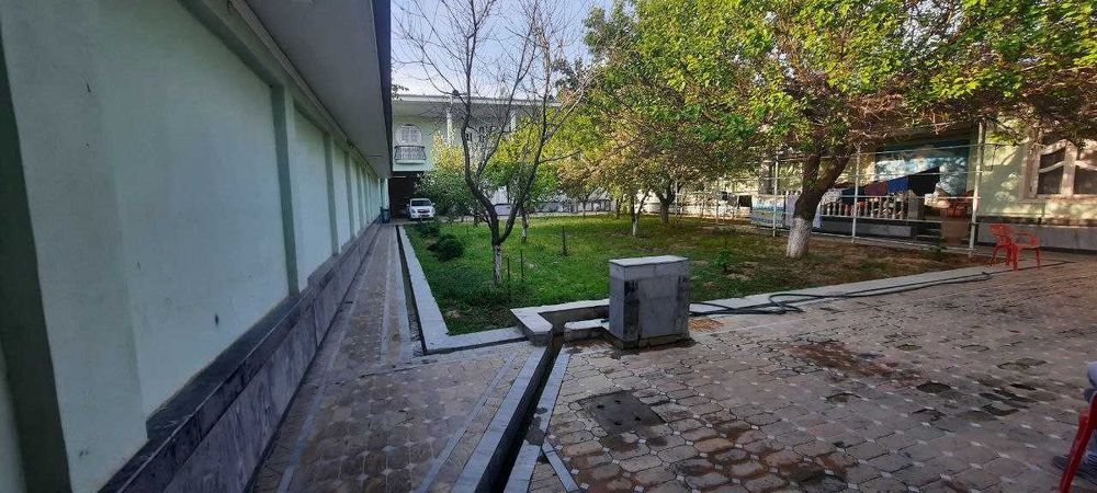 Участока сотилади 9.44+2,60=12 сотих, 2 этаж.  Срочно сотилади!