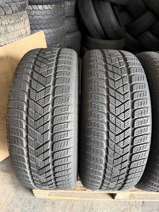 4 anvelope iarna 235/60/17 , Pirelli , 6.5-7.5 mm !