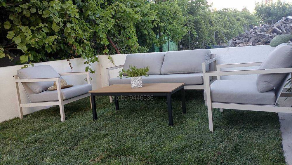 Под наем вила в НИКИТИ - ситония