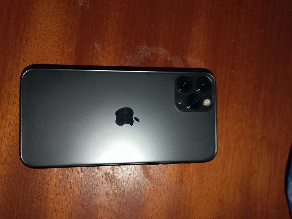Telefon iPhone 11 pro
