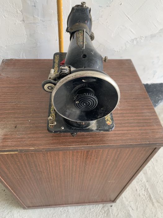 Швейная машина