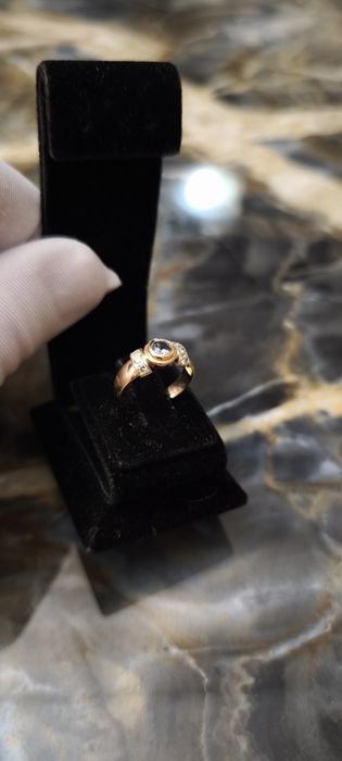 Золотое кольцо СССР с бриллиантами и топазом