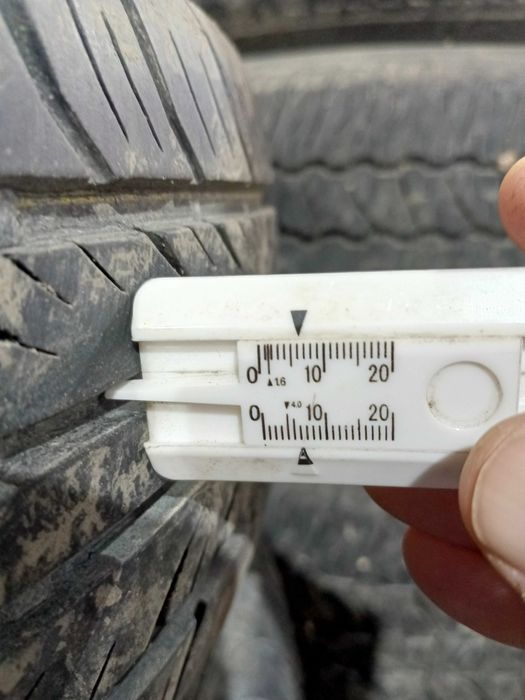 Продам комплект шин на дисках