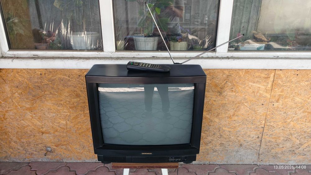 Старый телевизор, Daewoo 21"