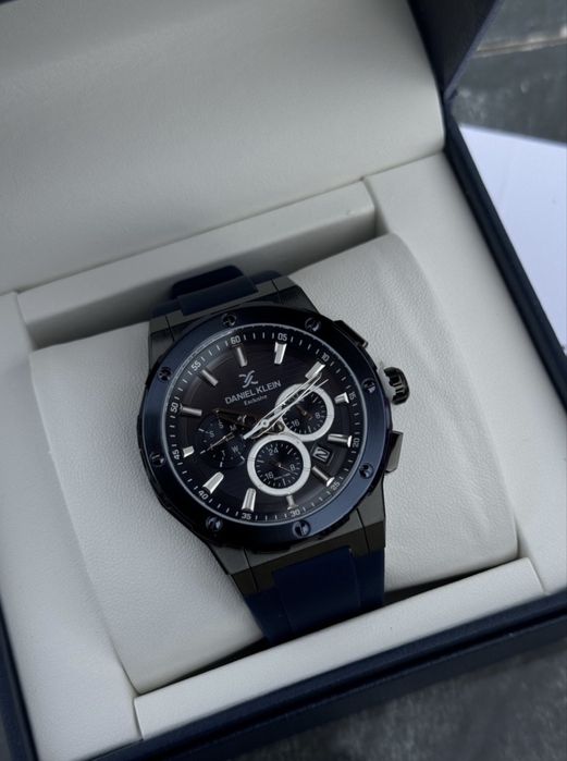 Новые часы Daniel Klein