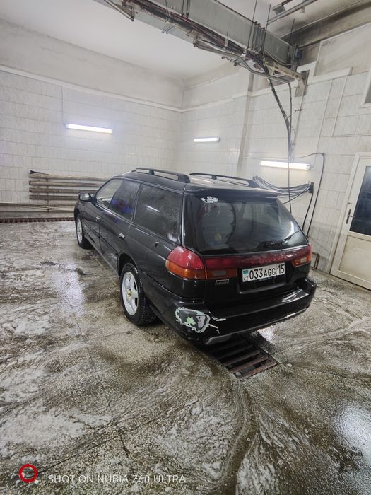 Субару легаси Ланкастер 1997 года