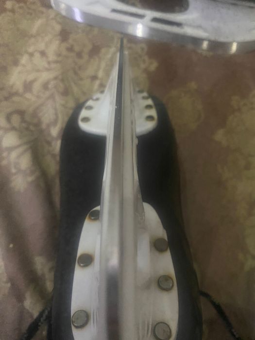 Продаю хорошие коньки!