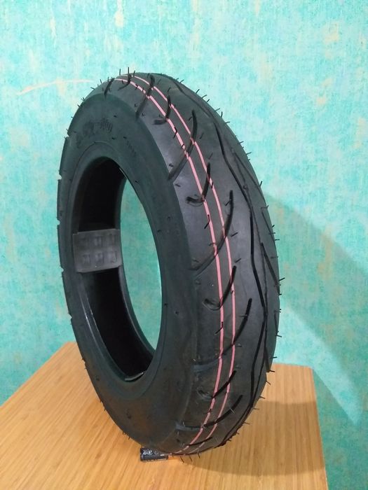 Продаётся пакрышки-шины для скутеров НОВЫЙ