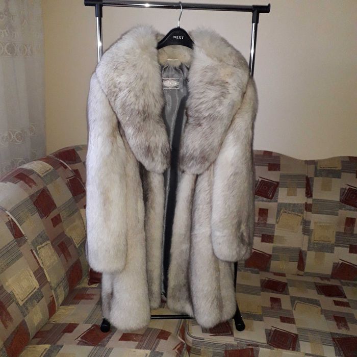 Haina blana vulpe argintie ELEGANCE CREATION