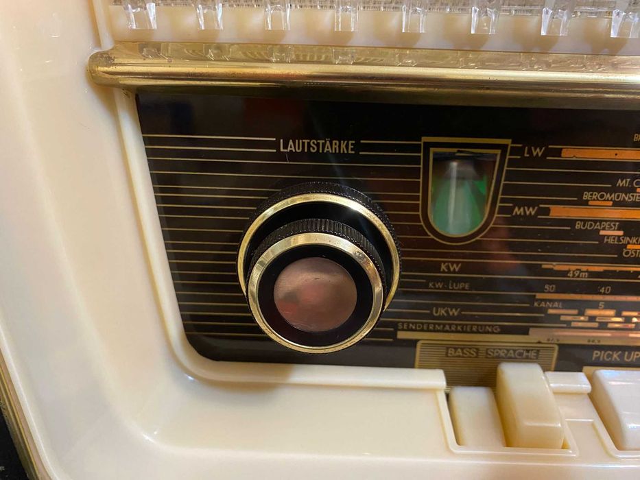 Radio lămpi Telefunken Gavotte 8