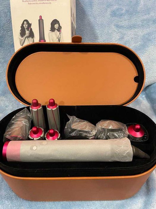 Dyson airwrap complete