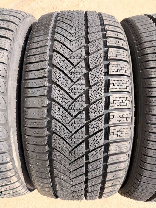 Anvelope 235/45R17 Sunny NOI Iarna M+S
