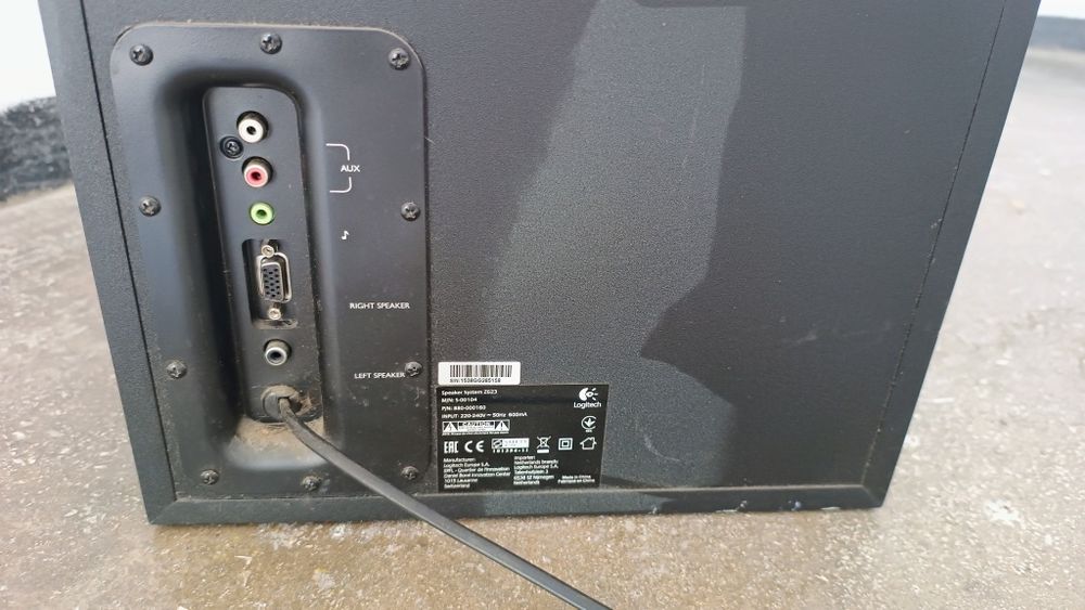 Subwoofer Logitech Z623 funcțional